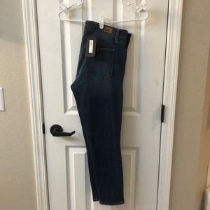 Paige maternity skinny jean